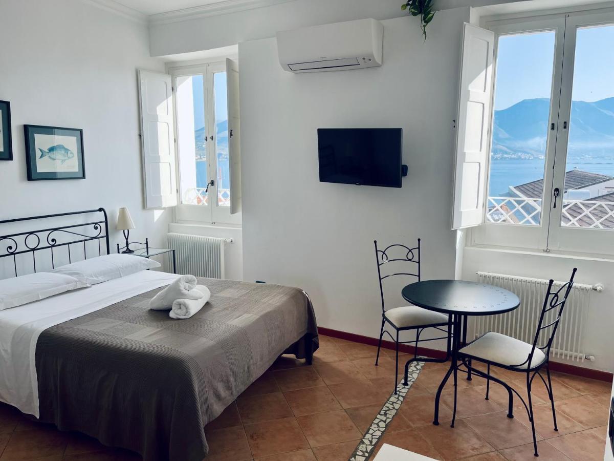 Il Bottone Al Duomo Bed & Breakfast Gaeta Ngoại thất bức ảnh