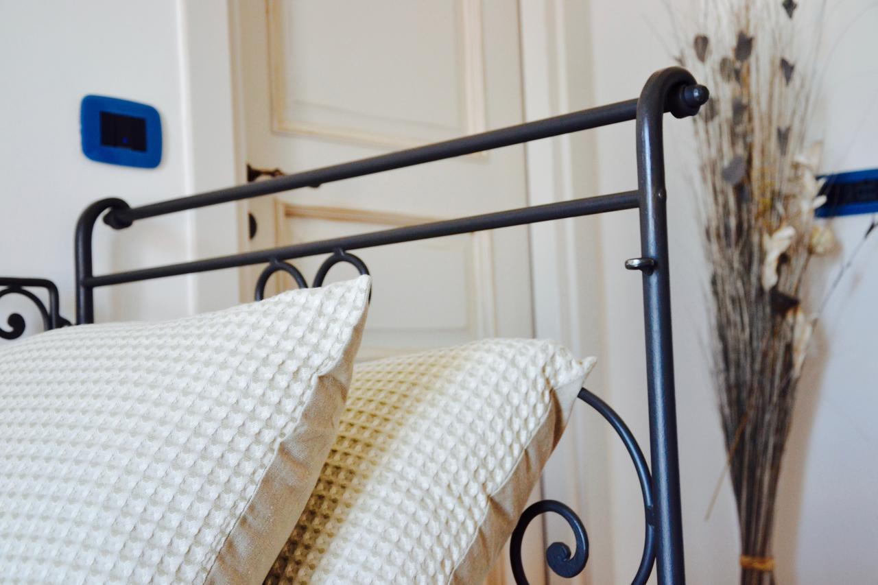 Il Bottone Al Duomo Bed & Breakfast Gaeta Ngoại thất bức ảnh